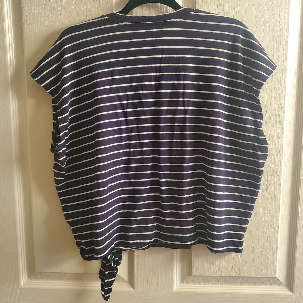 NWOT Banana Republic Malibu Tee with Tie Hem Navy & White Stripe Size XXL - Picture 5 of 6